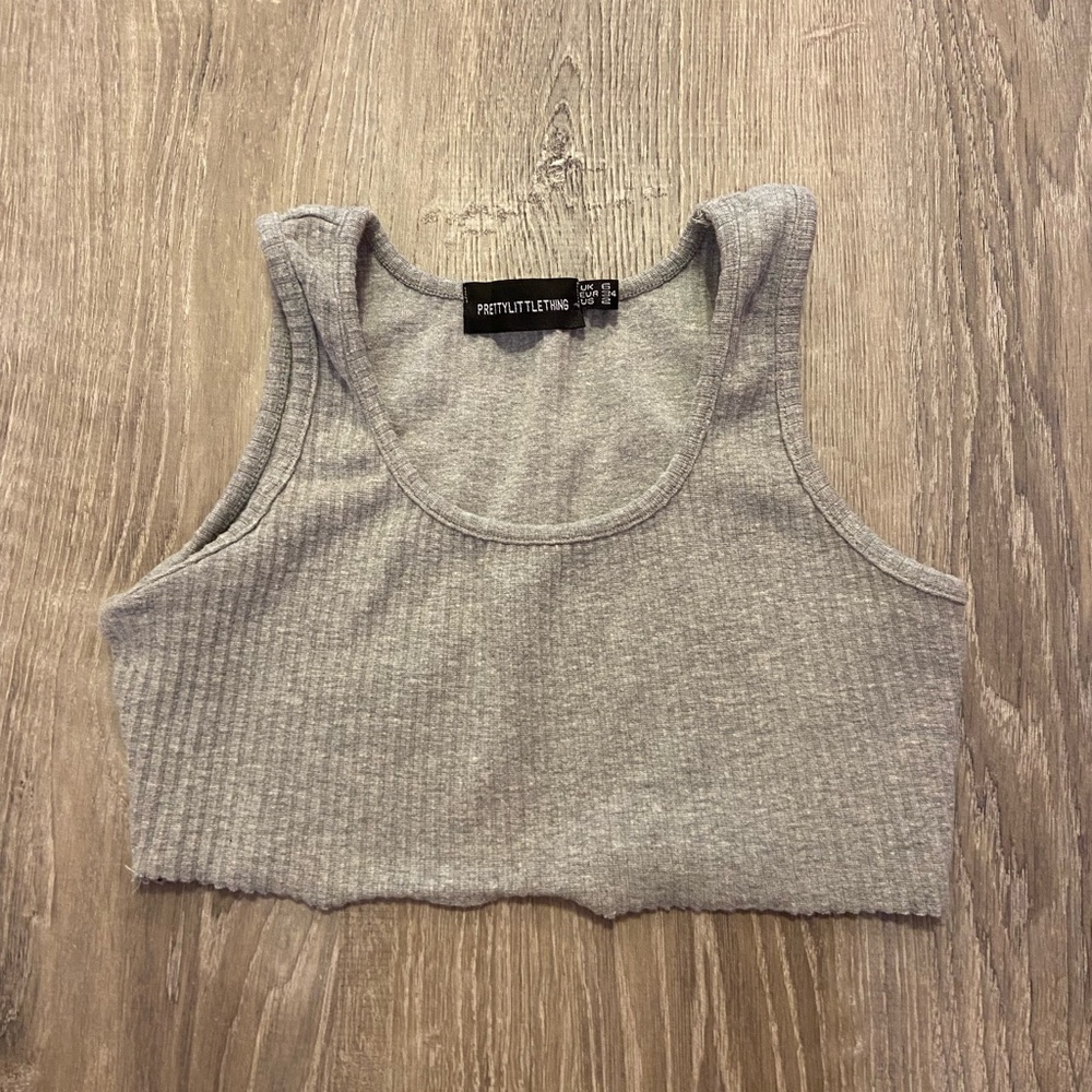 Ribbed cropped tank top NWOT